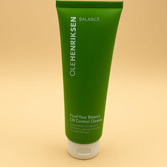OLEHENRIKSEN
Find Your Balance Oil Control Cleanse - Nettoyant visage purifiant aux AHA 50ml - Balance