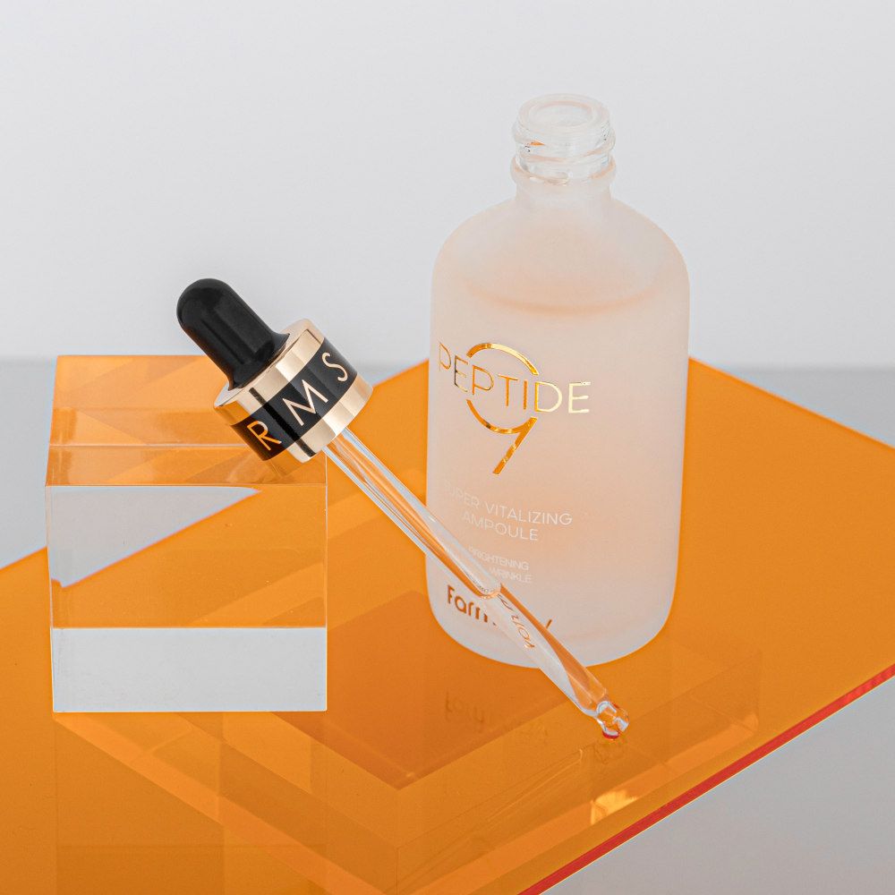 Ampoule Anti-Âge FARMSTAY Peptide9 Super Vitalizing, 100 ml - image 1